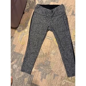 Chicos Zenergy Heather Gray Athleisure Activewear Leggings‎ - Women's